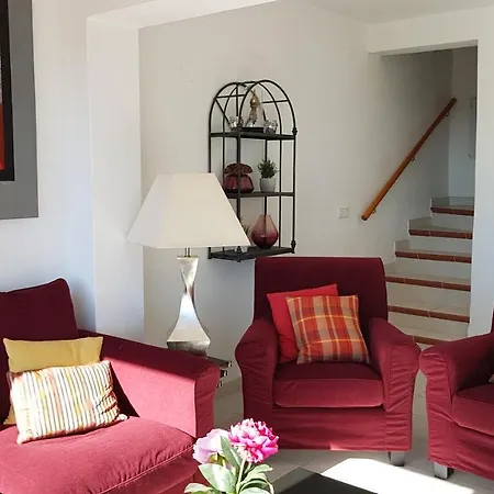Rosalalinda - Cosy Semi-detached With Sea Views And Large Terrace Holiday home